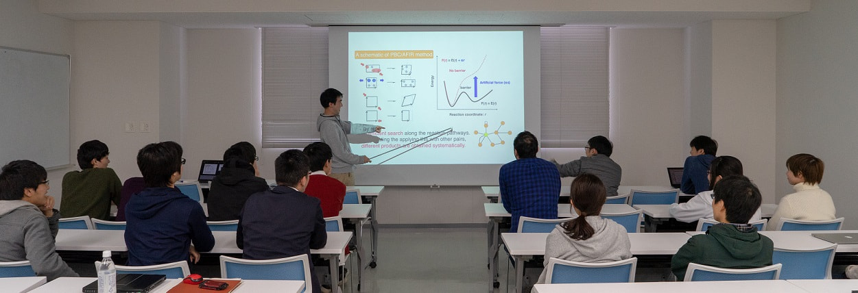 研究室ゼミの様子